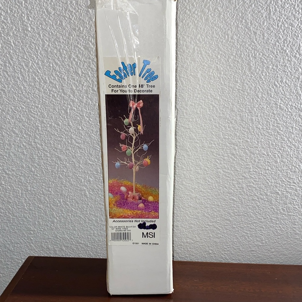 Easter white tree decor